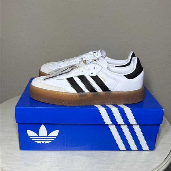 Adidas Sambae White and Black with elevated platform sole.,NWBox Size 7 - Picture 6 of 9